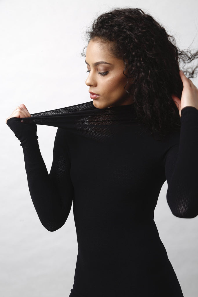 Fitted Turtleneck Diamond Knit